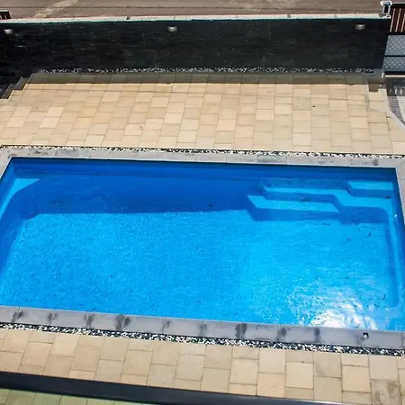 The Palm Residence Grand Baie Exterior foto